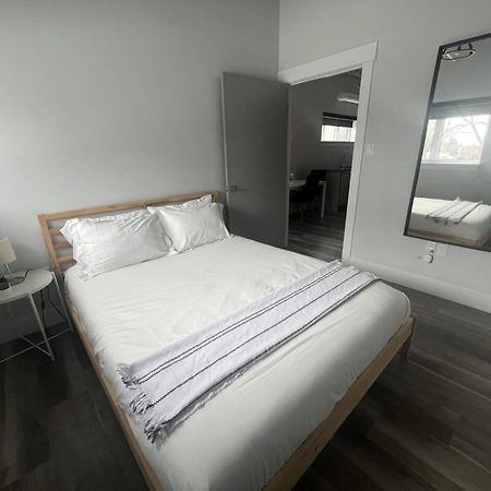 Station 1 - Suites Boutique Hotel Moncton Extérieur photo