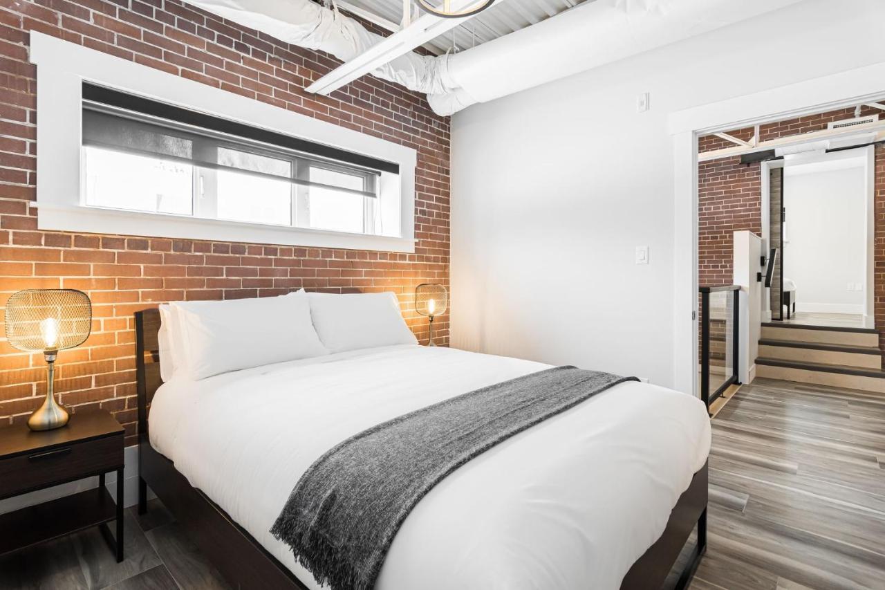 Station 1 - Suites Boutique Hotel Moncton Extérieur photo